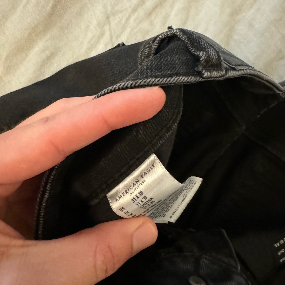 AE Men’s Skinny Jeans - Picture 4 of 5